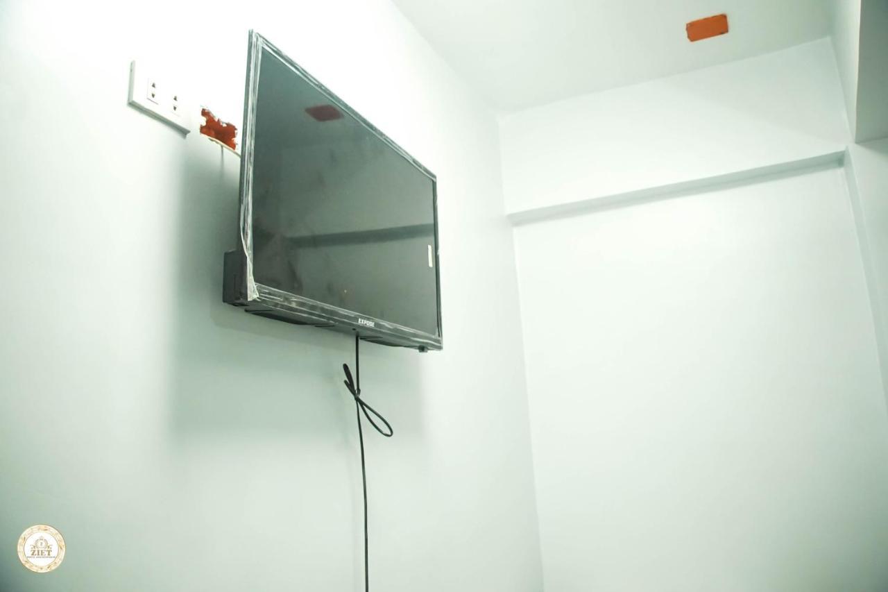 Ziet Hotel Mambajao Cameră foto
