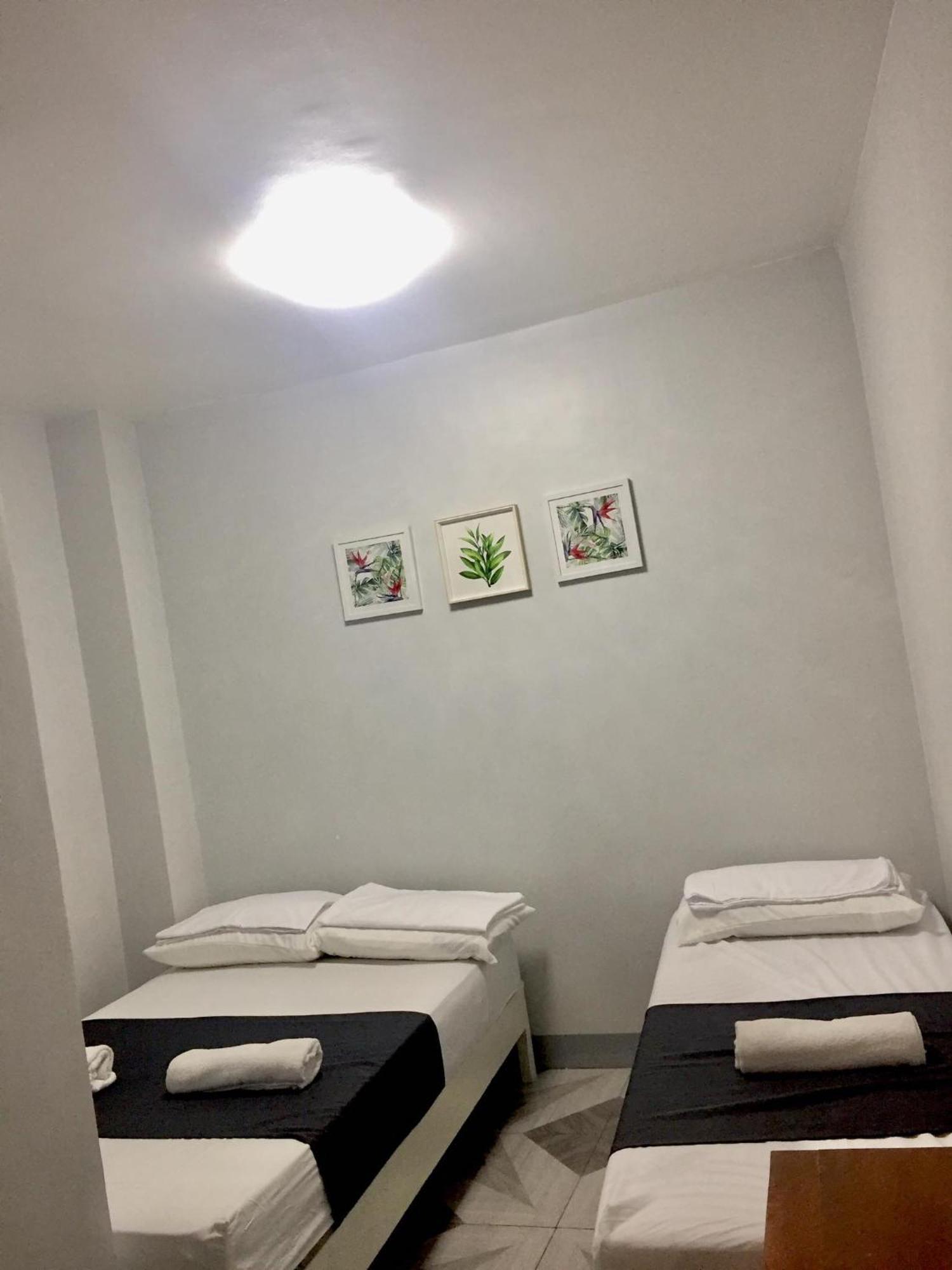 Ziet Hotel Mambajao Cameră foto